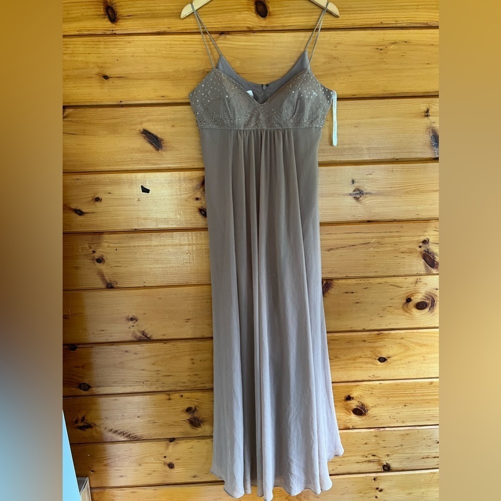 DAVID BRIDAL Beaded Sheer Long Chiffon Dress W Sweatheart Neckline 12